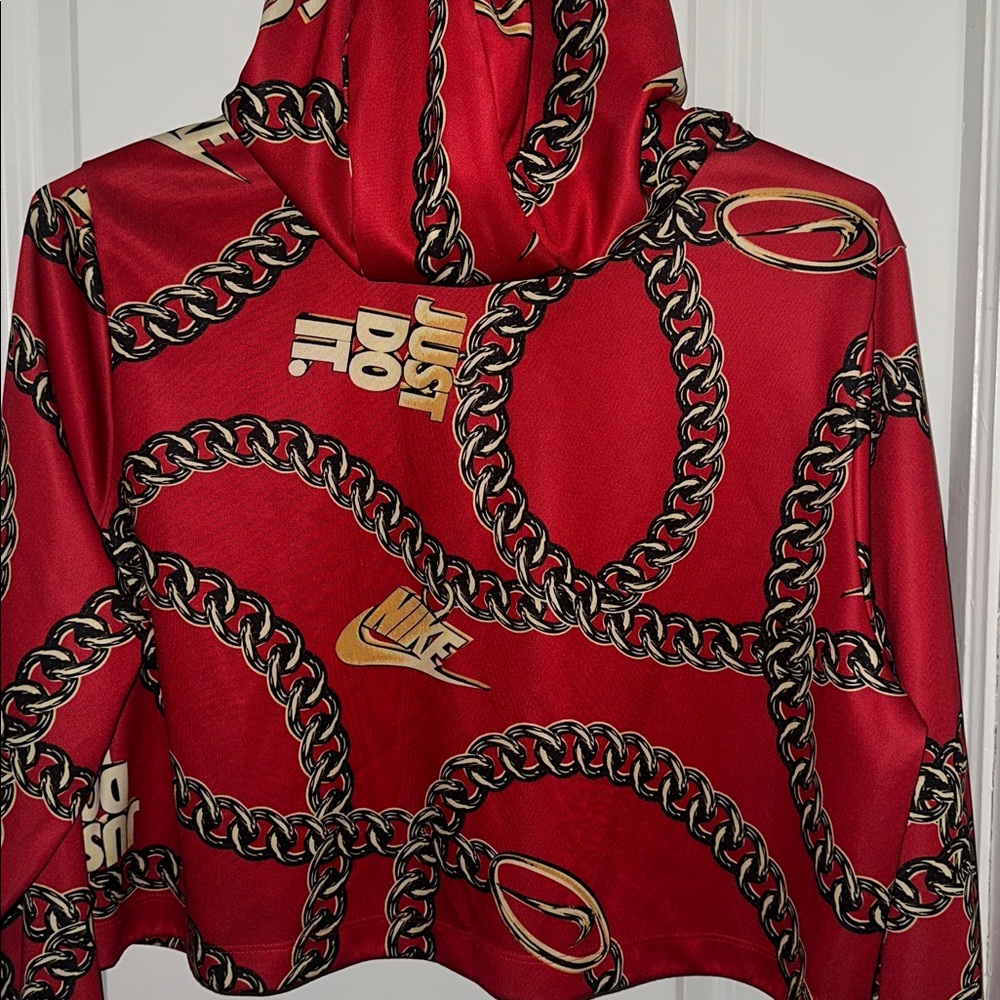 Nike Red & Gold Chain-Print Cropped Hoodie - Picture 6 of 6